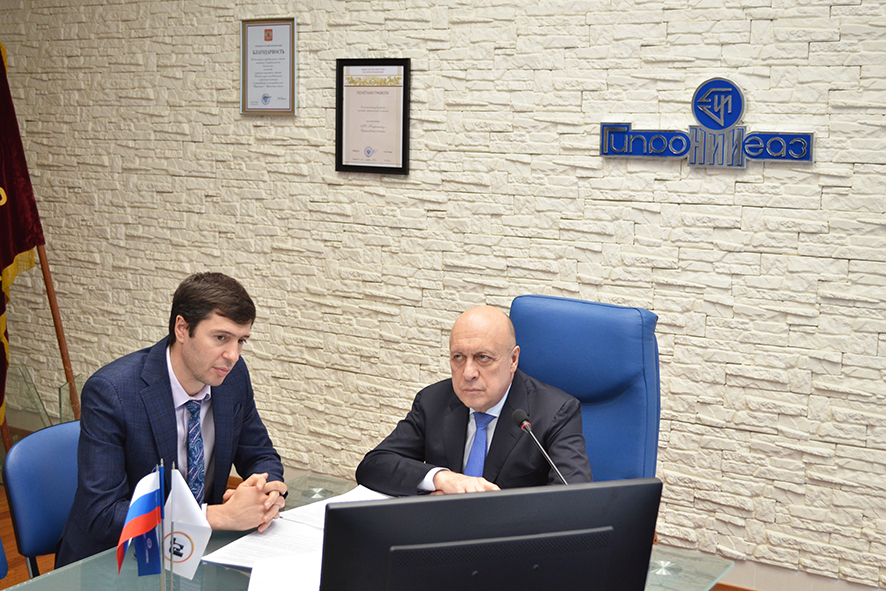 Генеральный директор АО "Гипрониигаз" Александр Шурайц принял участие в третьем заседании рабочей группы по подготовке к Президиуму Госсовета по газификации